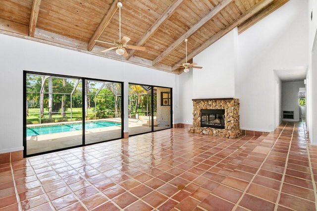 9405 Dundee Drive, Lake Worth, FL 33467