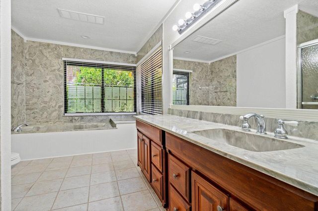 9405 Dundee Drive, Lake Worth, FL 33467