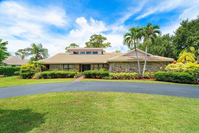 9405 Dundee Drive, Lake Worth, FL 33467