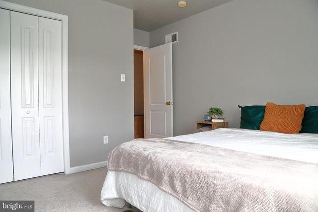 131 GENTLEMENS WAY, Lancaster, PA 17603