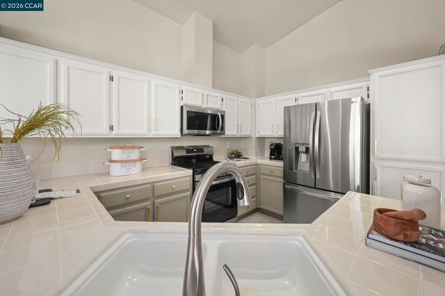 10838 Mcpeak Ln, Dublin, CA 94568