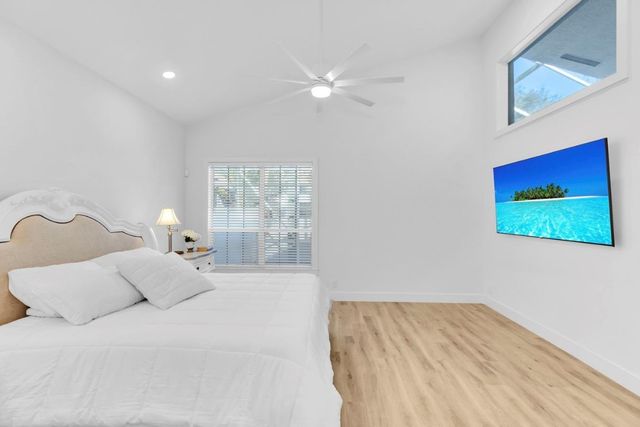 6391 NW 23rd Lane, Boca Raton, FL 33434