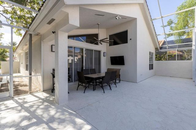 6391 NW 23rd Lane, Boca Raton, FL 33434