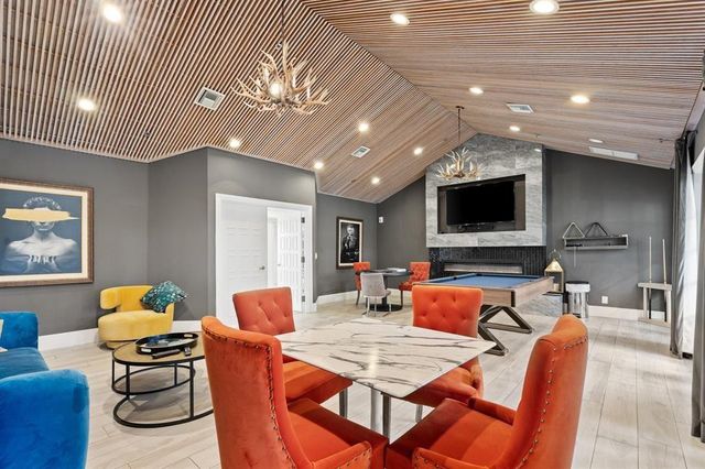 6391 NW 23rd Lane, Boca Raton, FL 33434