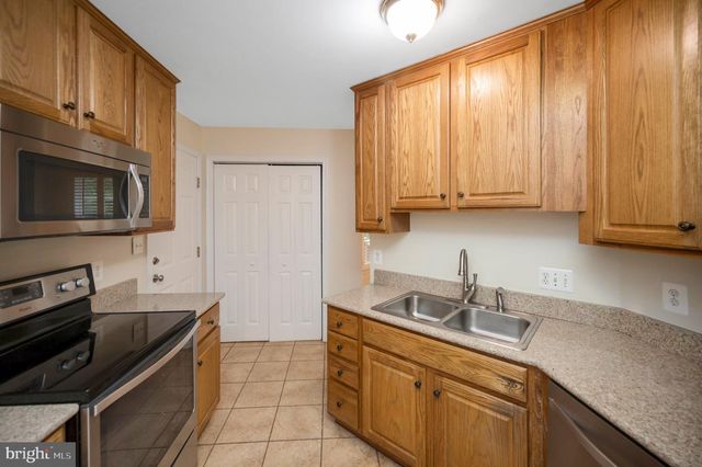 763 CANTERBURY DR, Ruther Glen, VA 22546