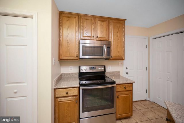 763 CANTERBURY DR, Ruther Glen, VA 22546