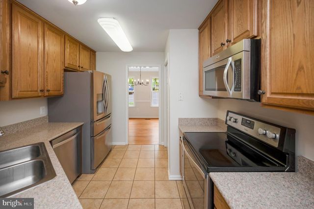 763 CANTERBURY DR, Ruther Glen, VA 22546
