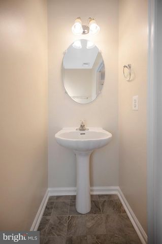 763 CANTERBURY DR, Ruther Glen, VA 22546
