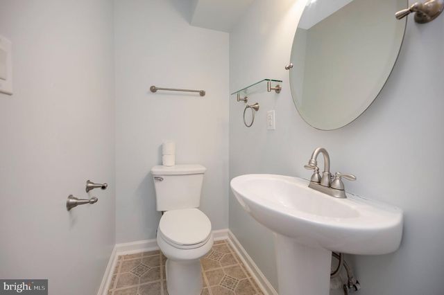 763 CANTERBURY DR, Ruther Glen, VA 22546