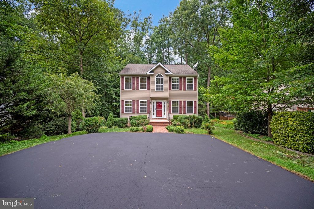 763 CANTERBURY DR, Ruther Glen, VA 22546