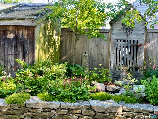 14 Temple Street, Stonington, CT 06378