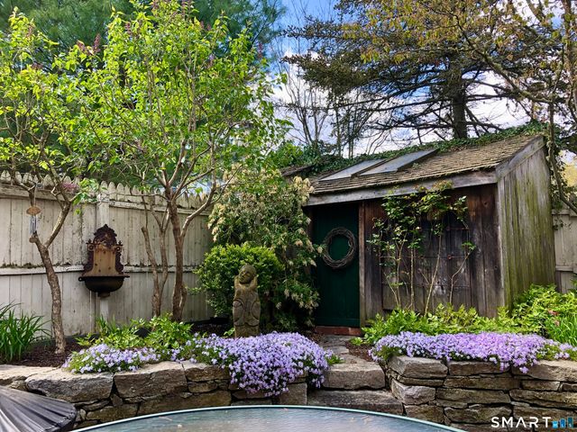 14 Temple Street, Stonington, CT 06378