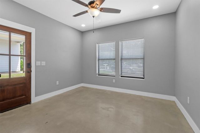 1313 S 5th Avenue 1313, Denison, TX 75021