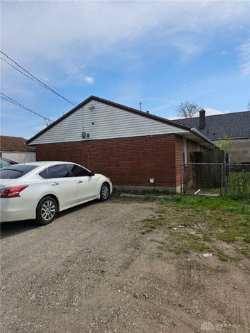 2119 Bellefontaine Avenue, Dayton, OH 45404
