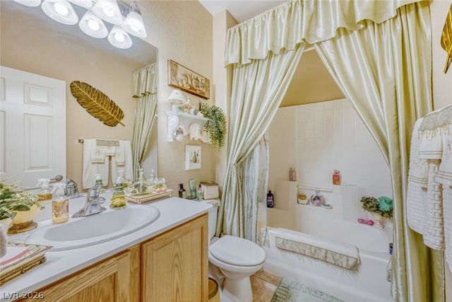 7605 Fruit Dove Street, North Las Vegas, NV 89084