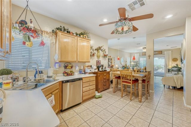 7605 Fruit Dove Street, North Las Vegas, NV 89084