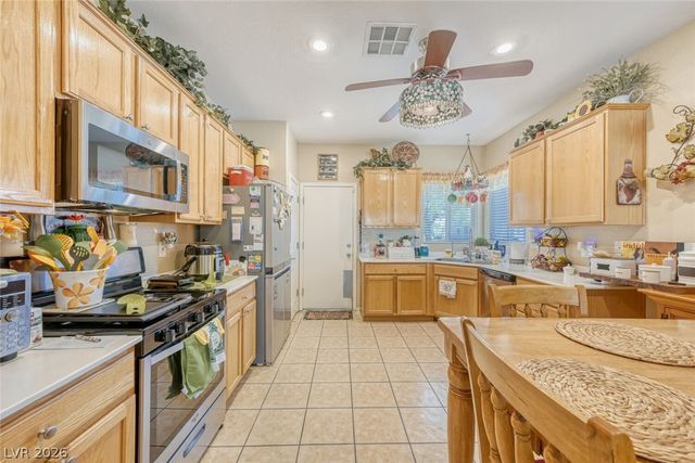 7605 Fruit Dove Street, North Las Vegas, NV 89084