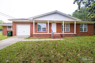 5820 Perkins St, Pensacola, FL 32526