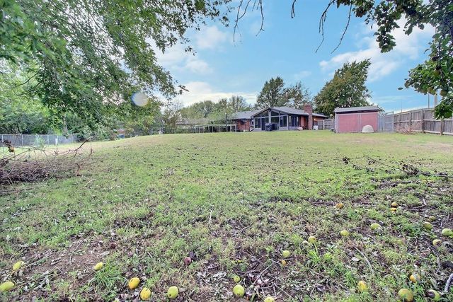 1752 N West Lynn, Wichita, KS 67212