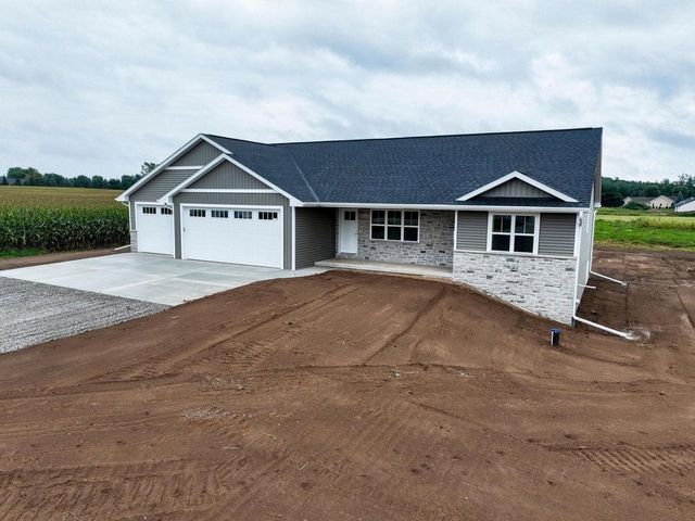 3701 WESTPOINT ROAD, Suamico, WI 54313