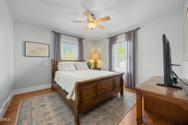 402 Westdale Place, Greensboro, NC 27403