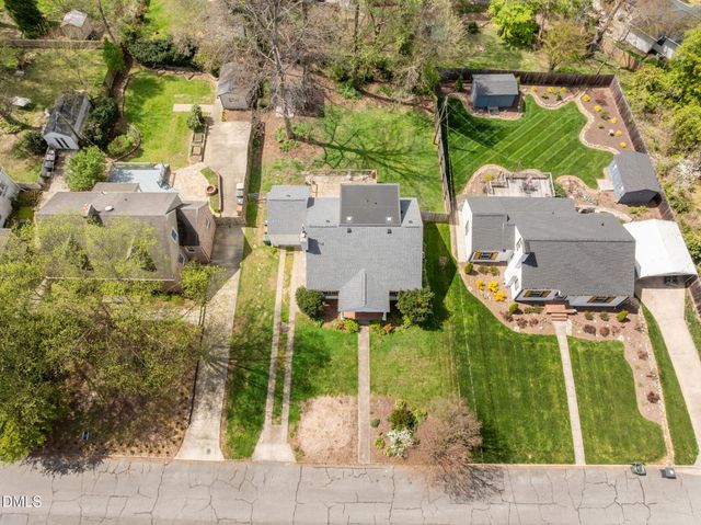 402 Westdale Place, Greensboro, NC 27403
