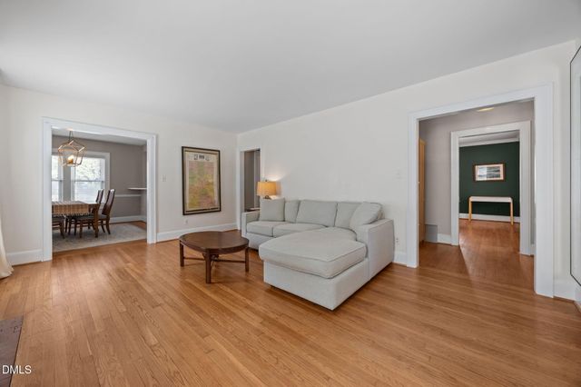 402 Westdale Place, Greensboro, NC 27403