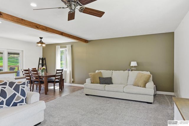 6405 Ponderosa Drive, Omaha, NE 68137