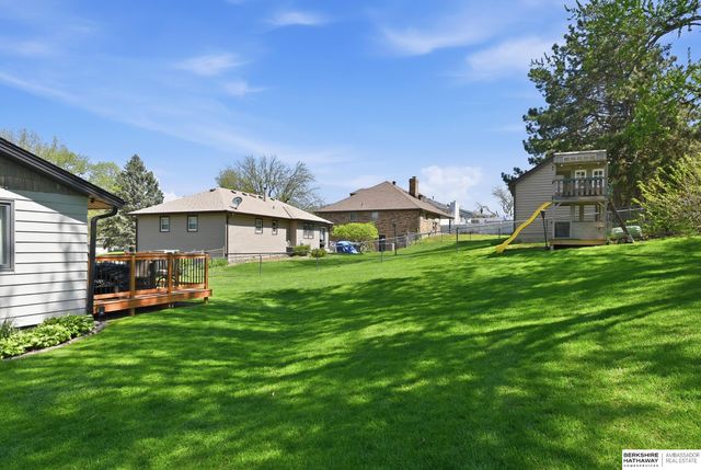6405 Ponderosa Drive, Omaha, NE 68137