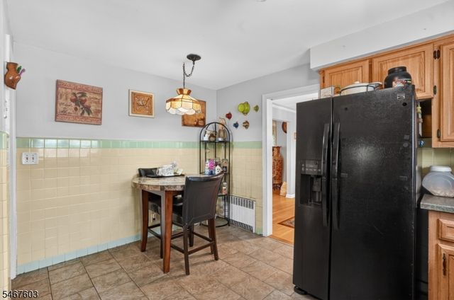30 Oakridge Rd, West Orange Twp., NJ 07052