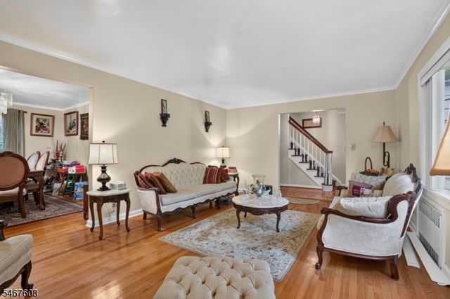 30 Oakridge Rd, West Orange Twp., NJ 07052