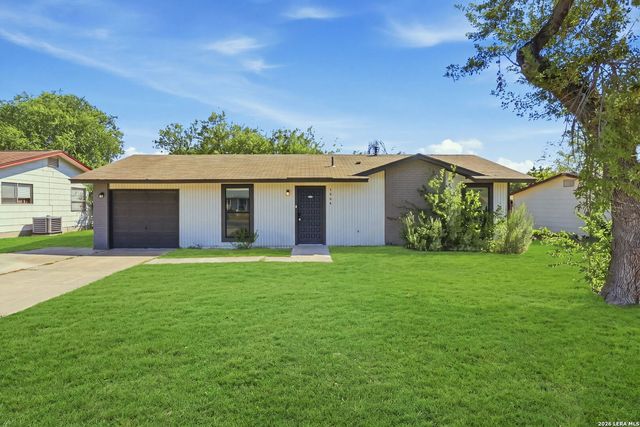 4806 Castle Brg, San Antonio, TX 78218