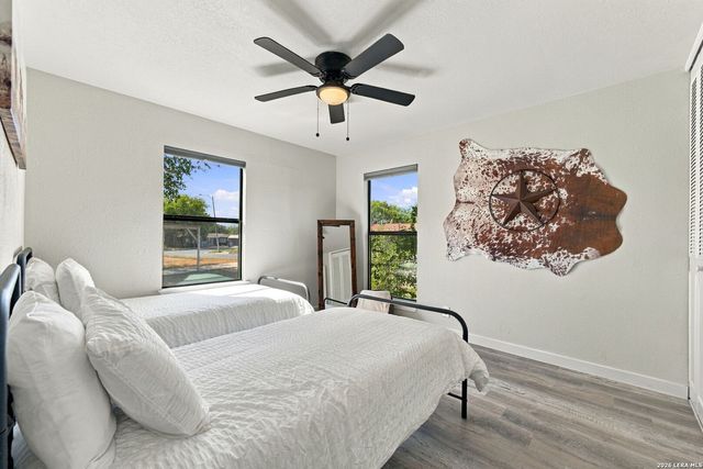 4806 Castle Brg, San Antonio, TX 78218