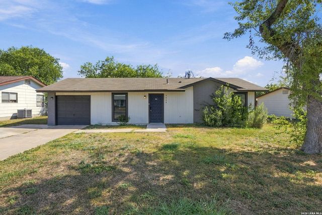 4806 Castle Brg, San Antonio, TX 78218
