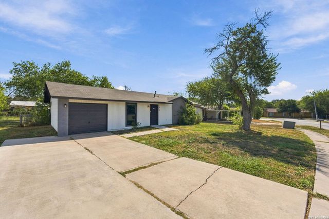 4806 Castle Brg, San Antonio, TX 78218