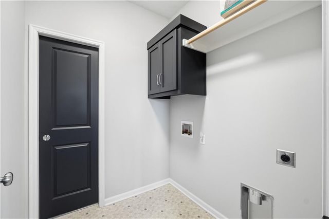 18804 Redbud Lane, Spring Hill, KS 66083