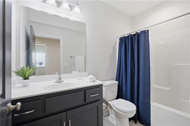 18804 Redbud Lane, Spring Hill, KS 66083