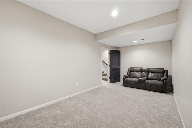 18804 Redbud Lane, Spring Hill, KS 66083