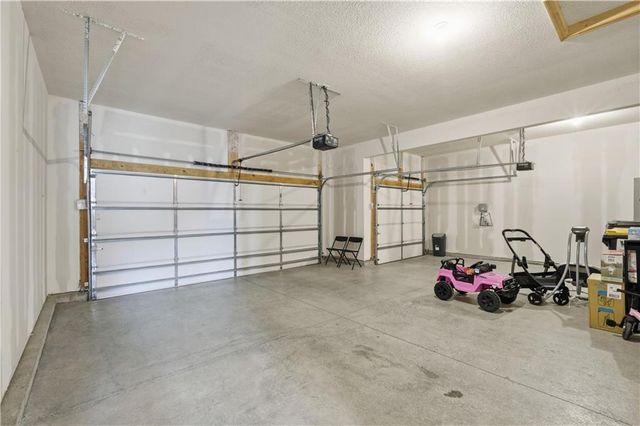 18804 Redbud Lane, Spring Hill, KS 66083