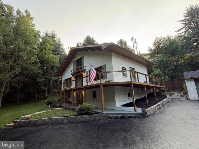 1949 DRUCK VALLEY RD, York, PA 17406