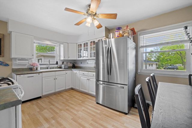 1909 47th AVENUE, Kenosha, WI 53144