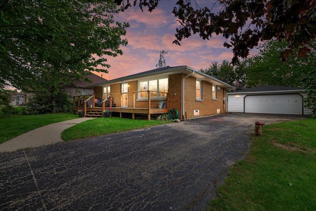 1909 47th AVENUE, Kenosha, WI 53144