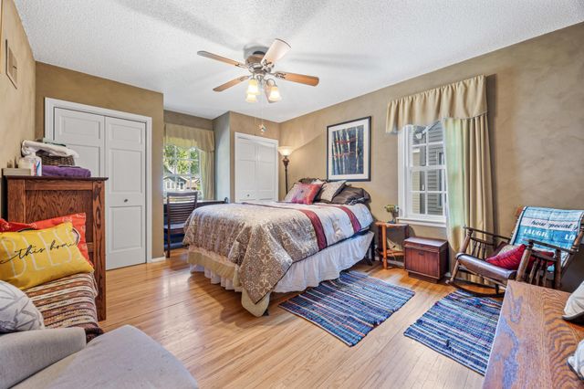 1439 10th Street S, Fargo, ND 58103