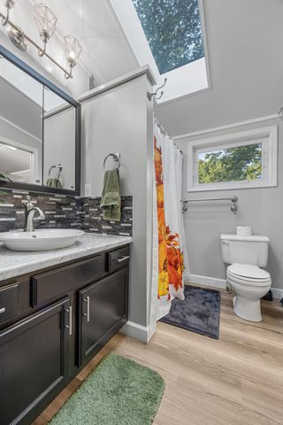 1439 10th Street S, Fargo, ND 58103