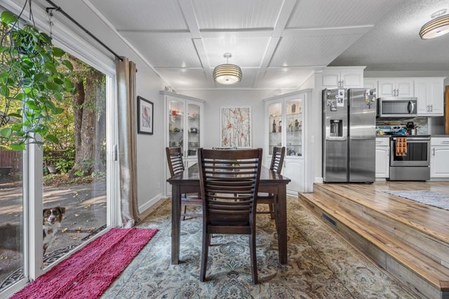 1439 10th Street S, Fargo, ND 58103