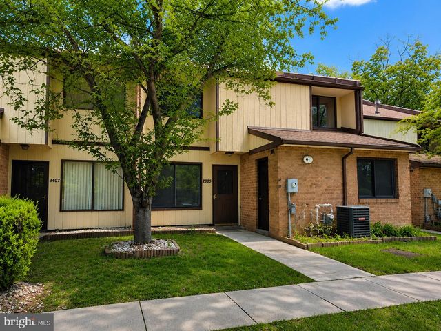 2005 GREENWOOD DR, Lindenwold, NJ 08021