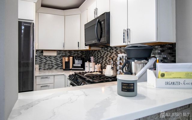 16 Chestnut Street, South River, NJ 08882