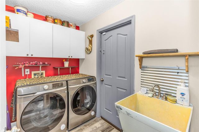 105 BREEZEWOOD DRIVE, Debary, FL 32713