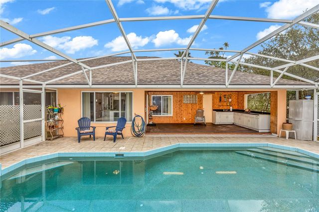 105 BREEZEWOOD DRIVE, Debary, FL 32713
