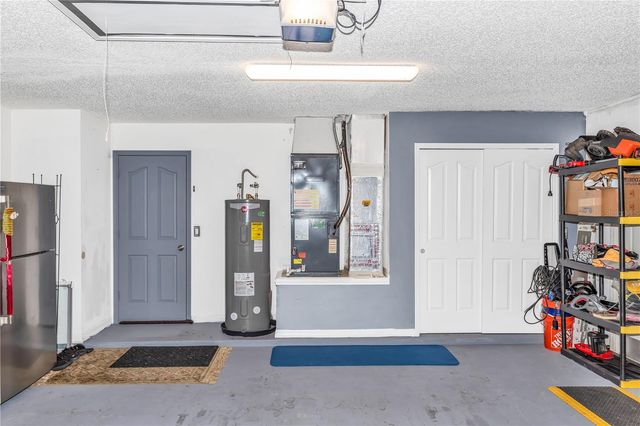 105 BREEZEWOOD DRIVE, Debary, FL 32713